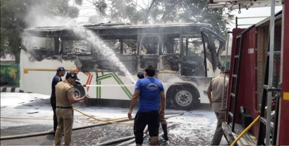 Haridwar Inter College Fire: Fire in a bus parked outside Haridwar Inter College