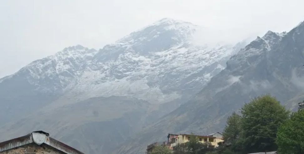 Badrinath snowfall news: Snowfall and Rain Change Weather in Chamoli District