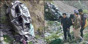 image: Tourists car fell into ditch in Chakrata 3 dead