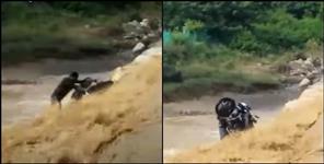 image: bike rider in ramnagar