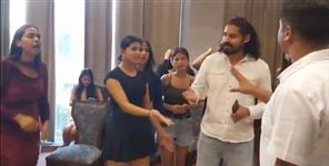 image: Hindu organization protests fashion show in Rishikesh