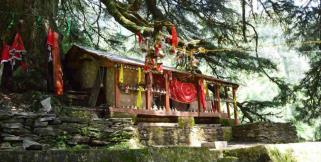image: laatu devta temple vaan village uttarakhand