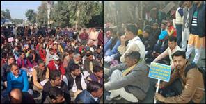 image: Protest against Char dham shrine board dehradun