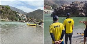 image: Boy and Girl drowned in Ganga at Lakshman Jhula Rishikesh