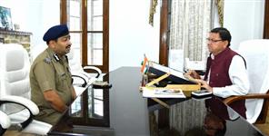 image: Infiltration in uttarakhand cm talks to dgp