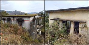 image: Government buildings ruined in Pauri Garhwal