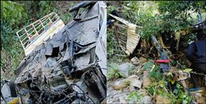 image: Jeep fell into deep ditch in Nainital 8 death
