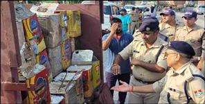 image: Sale of ghee made from cow fat in Udham Singh Nagar