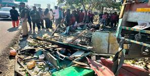 image: Uncontrollable truck crushed people in Dehradun
