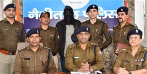 image: Female tourist misconduct in Nainital