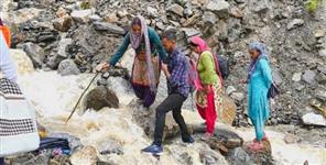 image: Gave birth to child on the way due to road blockage