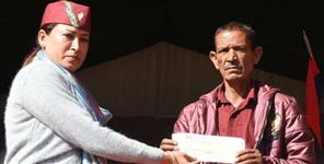 image: Minister Rekha Arya gift soldiers On PRD foundation day
