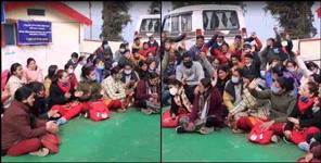 image: Health workers returned their Corona Warriors certificates in Pauri Garhwal