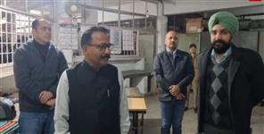 image: DM conducted a surprise inspection at Haldwani RTO office