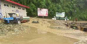 Kedarnath Highway Hit by Heavy Rain  Vehicles Trapped Under Debris
