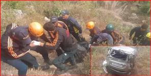 image: Car falls into deep ditch in Rudraprayag