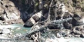 image: Bridge connecting Valley of Flowers and Hemkund Sahib collapsed
