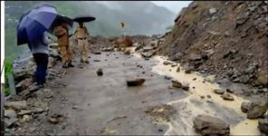 image: Badrinath Highway closed due to landslide near Chinka