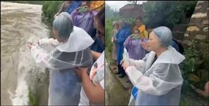 Japanese Woman Travels to Bageshwar to Fulfil Husband s Last Wish