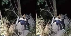 image: Truck fell into a ditch on Garampani-Almora National Highway