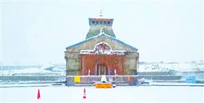 image: Latest Pic of snowfall in Kedarnath