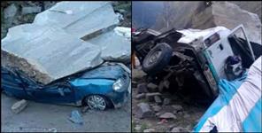 image: Boulders fell on cars in Chamoli Suki