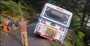 image: Bus accident averted in Uttarkashi
