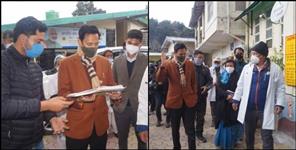 image: IAS Deepak Rawat made surprise visit to the hospital