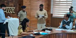 Pauri Gram Pradhan Organization Dispute Escalates