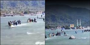 image: 100 got stuck in the middle of Ganga in Rishikesh