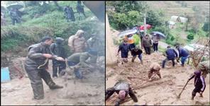 image: 7 people died due to heavy rain and landslide in chokuta village nainital