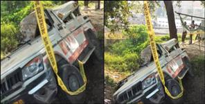 image: Ambulance going from Dehradun to Varanasi met with accident