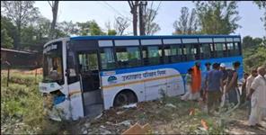 image: Uttarakhand Transport Corporation bus falls into a ditch in Roorkee