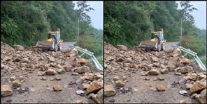 image: Landslide at mussoorie dehradun road