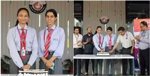 image: Neha Bhat and Priya Kandwal get International Internship