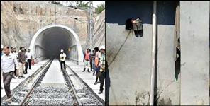 image: Danger in maroda village due to Rishikesh karnprayag rail line