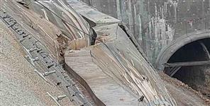 image: Rishikesh karnprayag rail line retaining wall crack