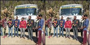 image: Bus arrived for the first time in Bigsari village of Uttarkashi
