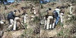 image: Fortuner car fell into ditch on Dehradun Mussoorie Road