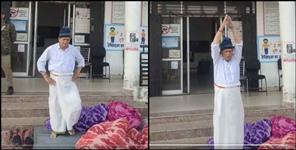 image: Harish Rawat Yoga in Haridwar Bahadrabad Jail