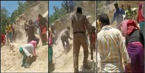 image: Stone pelted at police team in Chamoli