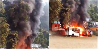 image: Van catch fire in rudraprayag