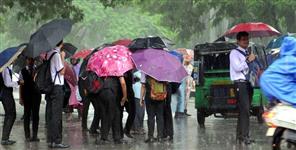 image: school holiday in dehradun due to rain