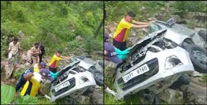 image: person dies as car fell into deep at tilwara baweyi road