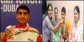 image: Rohit of Tehri Garhwal won gold medal in boxing