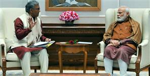 image: CM trivendra meets PM modi discuss kumbh plan