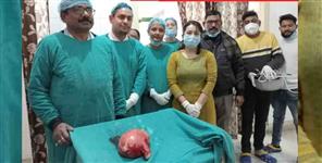 image: Almora District Hospital doctor PK Sinha Good work