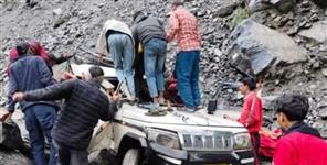 image: Accident in Gaurikund National Highway near Munkatiya