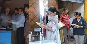 image: Raids in ration shops to check adulteration of salt