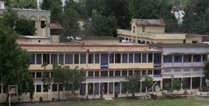 Student snatched question paper from examinee and ran away